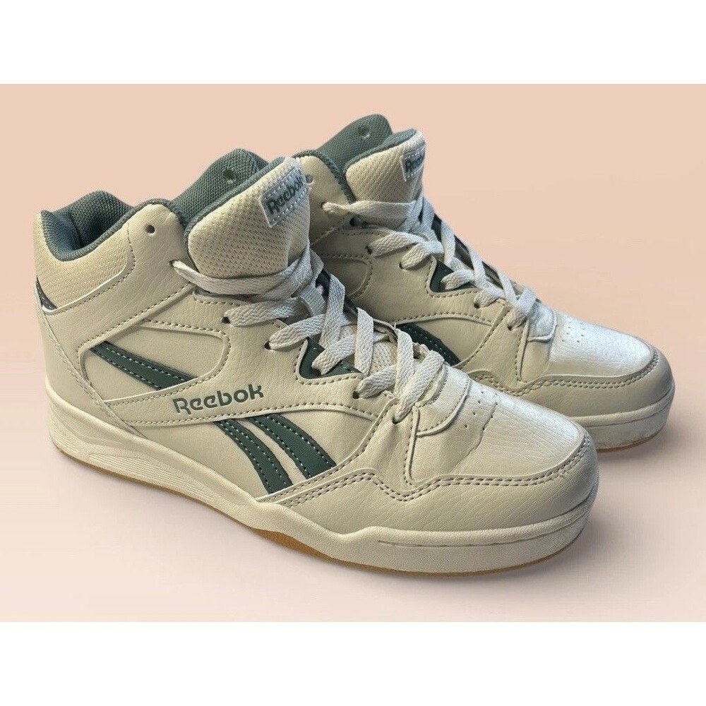 5 Boys (womens 7) REEBOK COURT SHOES CREAM WITH GREEN TRIM